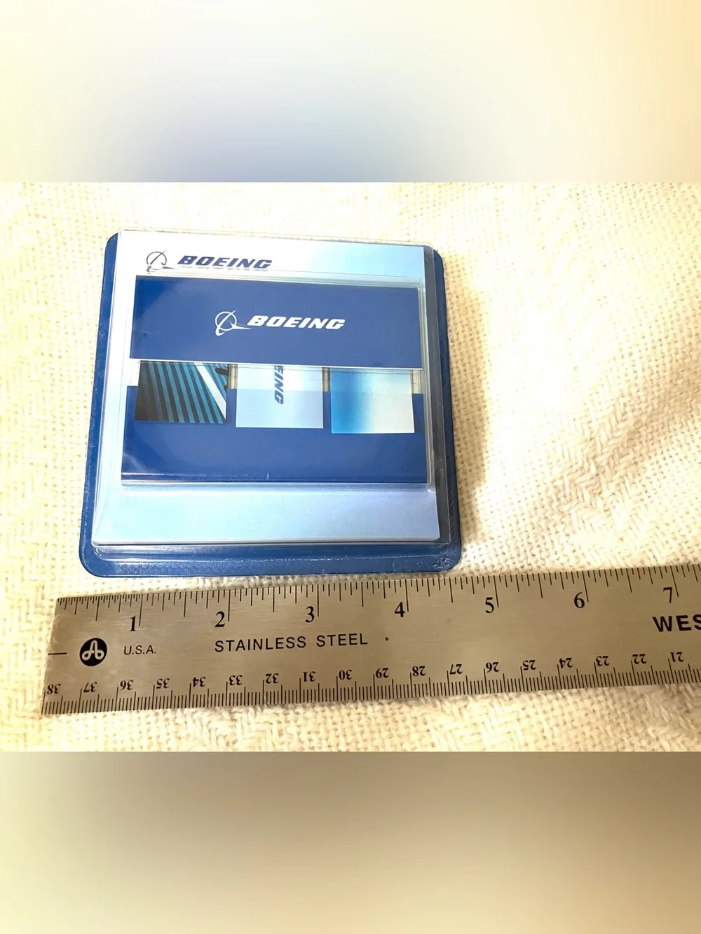 Boeing Marking Flags and Sticky Notepad